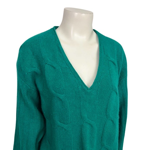 1990s Turquoise Lambswool Cable Knit Pullover Sweater / Women’s Large * - Picture 2 of 4